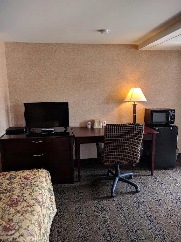 Knights Inn Pine Grove Pine Grove  Extérieur photo